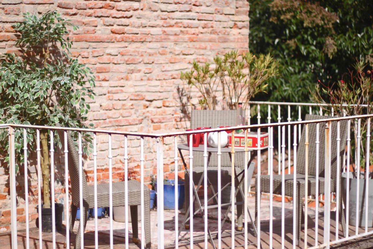 Appartements Casa Carlos Gardel Toulouse Exterior foto